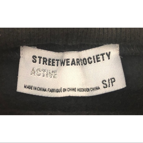 Bubble Sleeve Turtle Neck with Fleece Lining - Picture 9 of 16